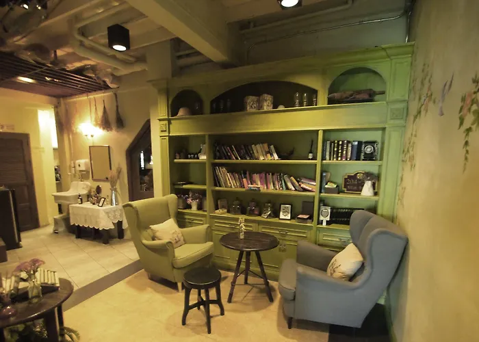 Niras Bankoc Albergue