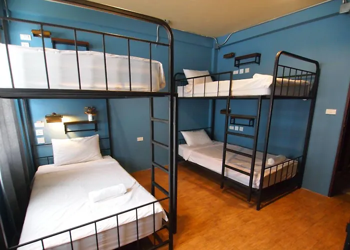 Niras Bankoc Albergue